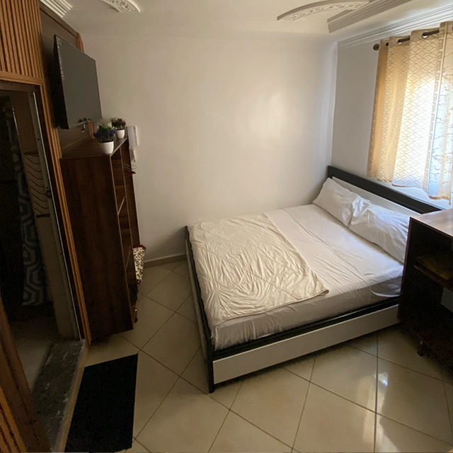 Chambre Single avec petit-dejeuner